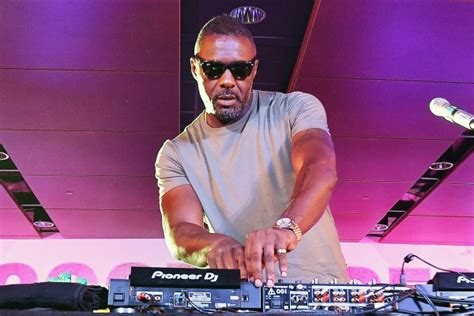 Idris Elba’s Coachella DJ Set: A Melodic Masterclass Meets Unexpected Technical Glitch